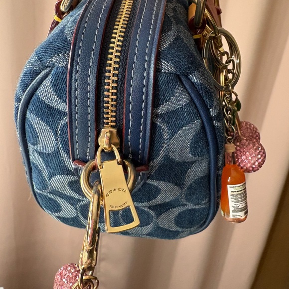 Coach Mini Rowan - Picture 3 of 4